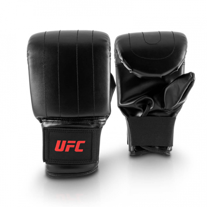 Kolla in Bag Gloves, black, UFC hos SportGymButiken.se
